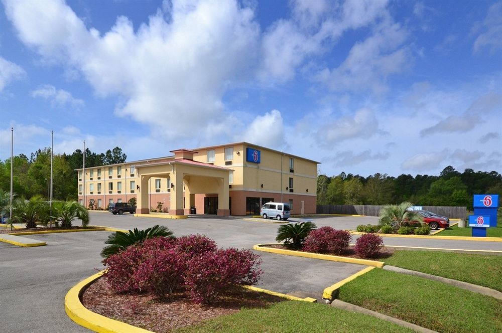 Quality Inn & Suites Biloxi Exterior photo